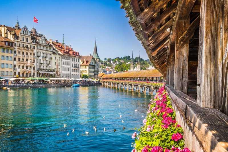 Результат пошуку зображень за запитом "lucerne town switzerland"