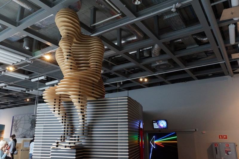 Пов’язане зображення