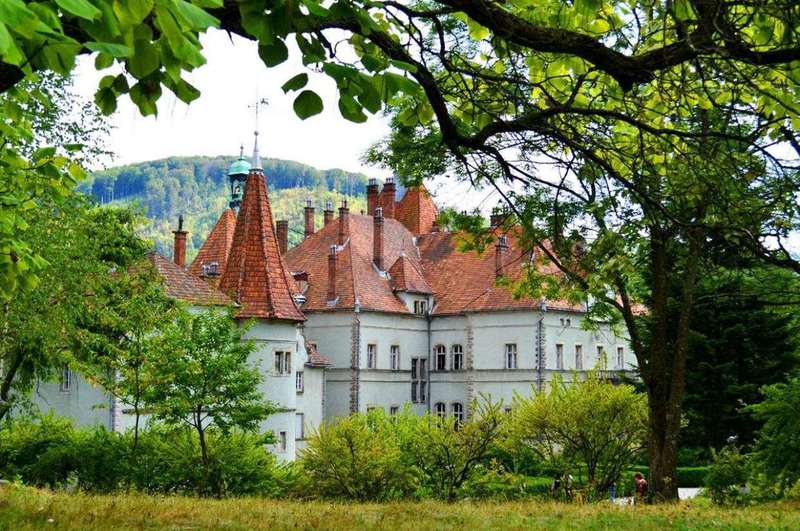 Результат пошуку зображень за запитом замок графа шенборна"